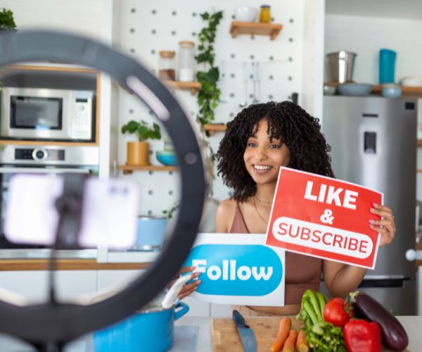 Creating social media marketing content