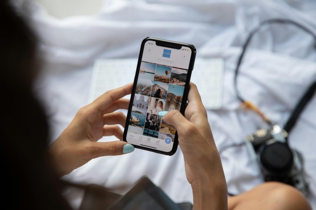 Micro Influencers reaching out to smaller creators