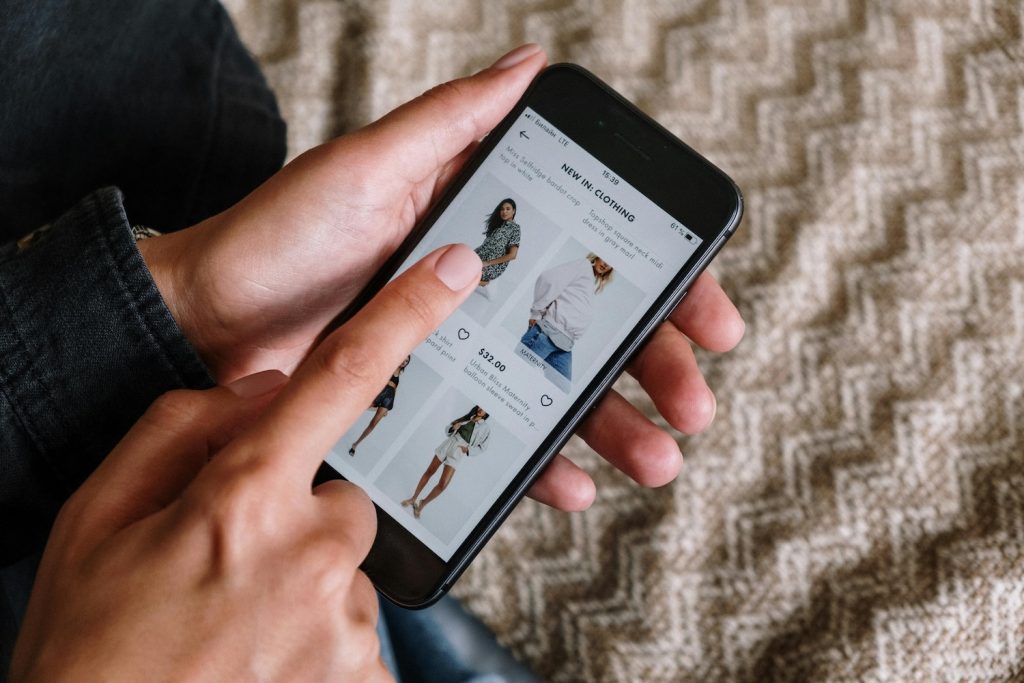 Find out the Ecommerce Product Description Best Practices That Convert